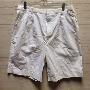 Chic Vintage White pleated bermuda shorts Size 18 LARGE Pockets